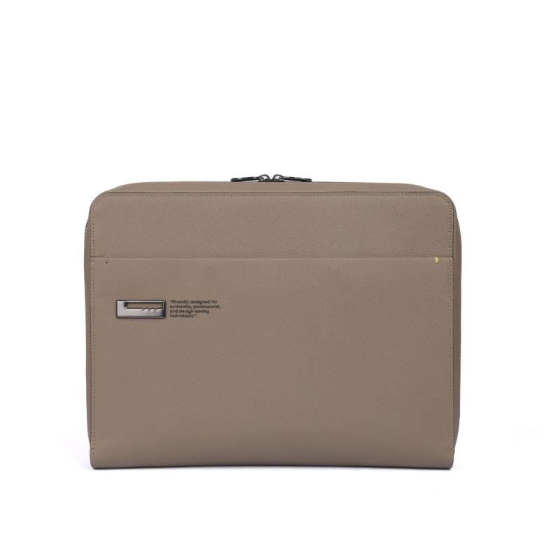 کلاچ بزرگ دور زیپ